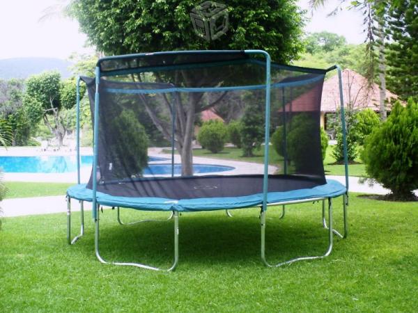 trampolines tumbling